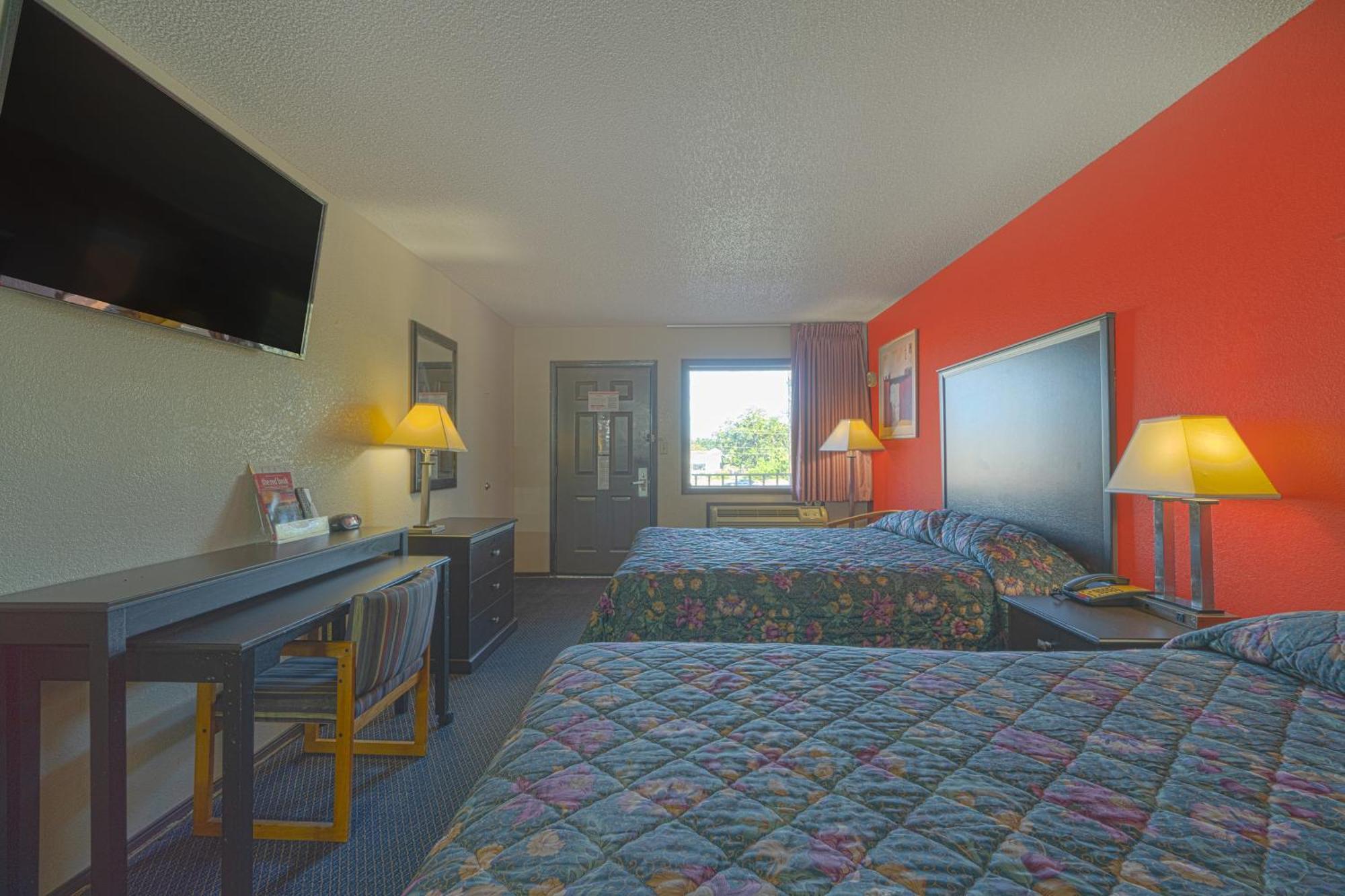 Regency Inn & Suites By Oyo Bay City Tx Buitenkant foto