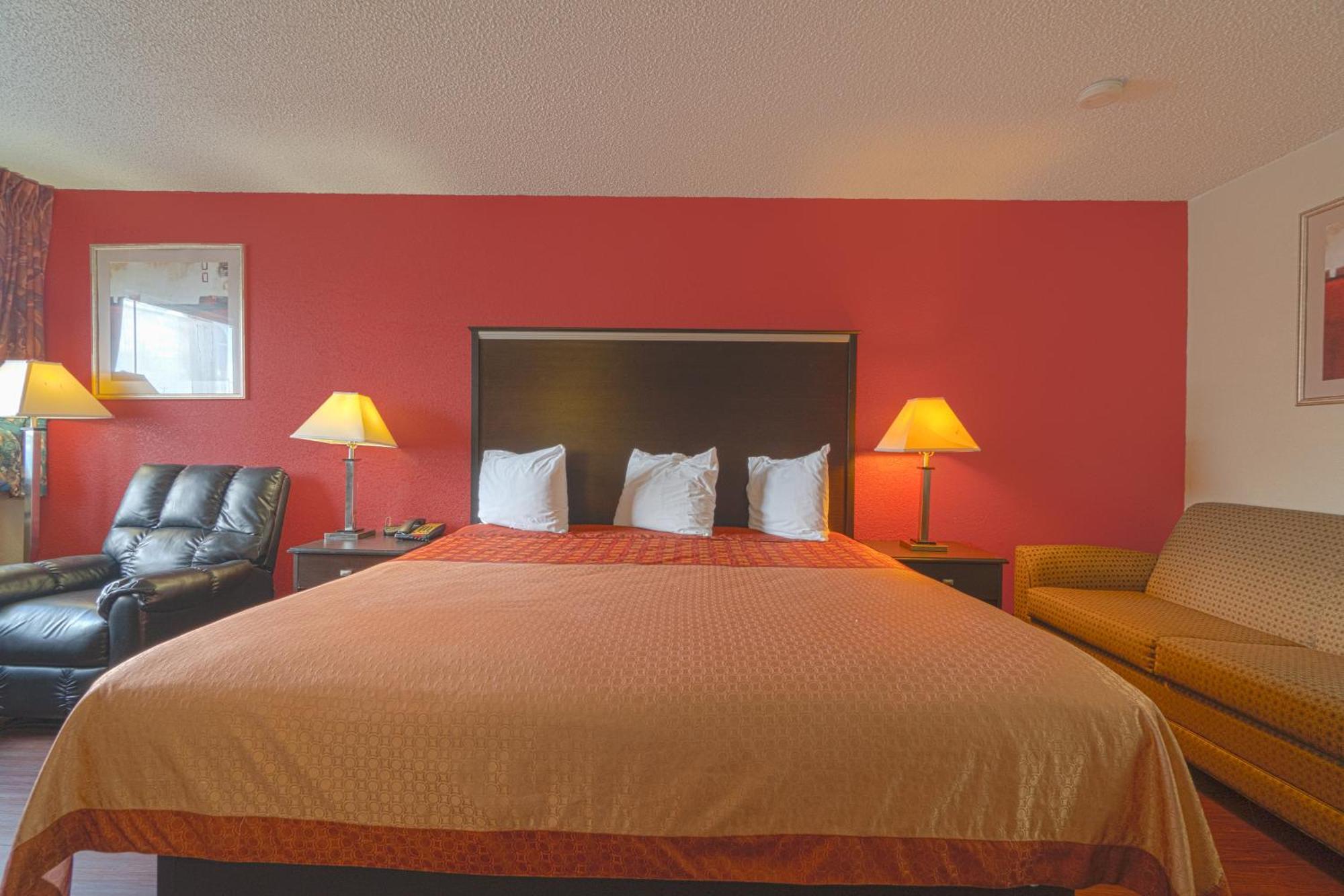 Regency Inn & Suites By Oyo Bay City Tx Buitenkant foto
