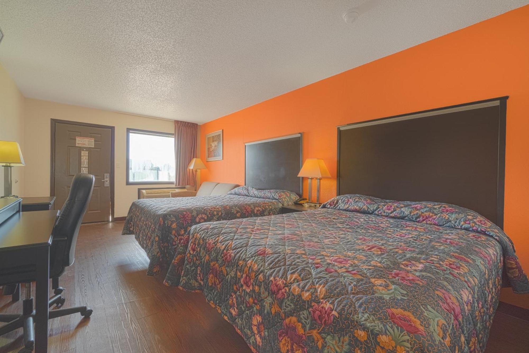Regency Inn & Suites By Oyo Bay City Tx Buitenkant foto