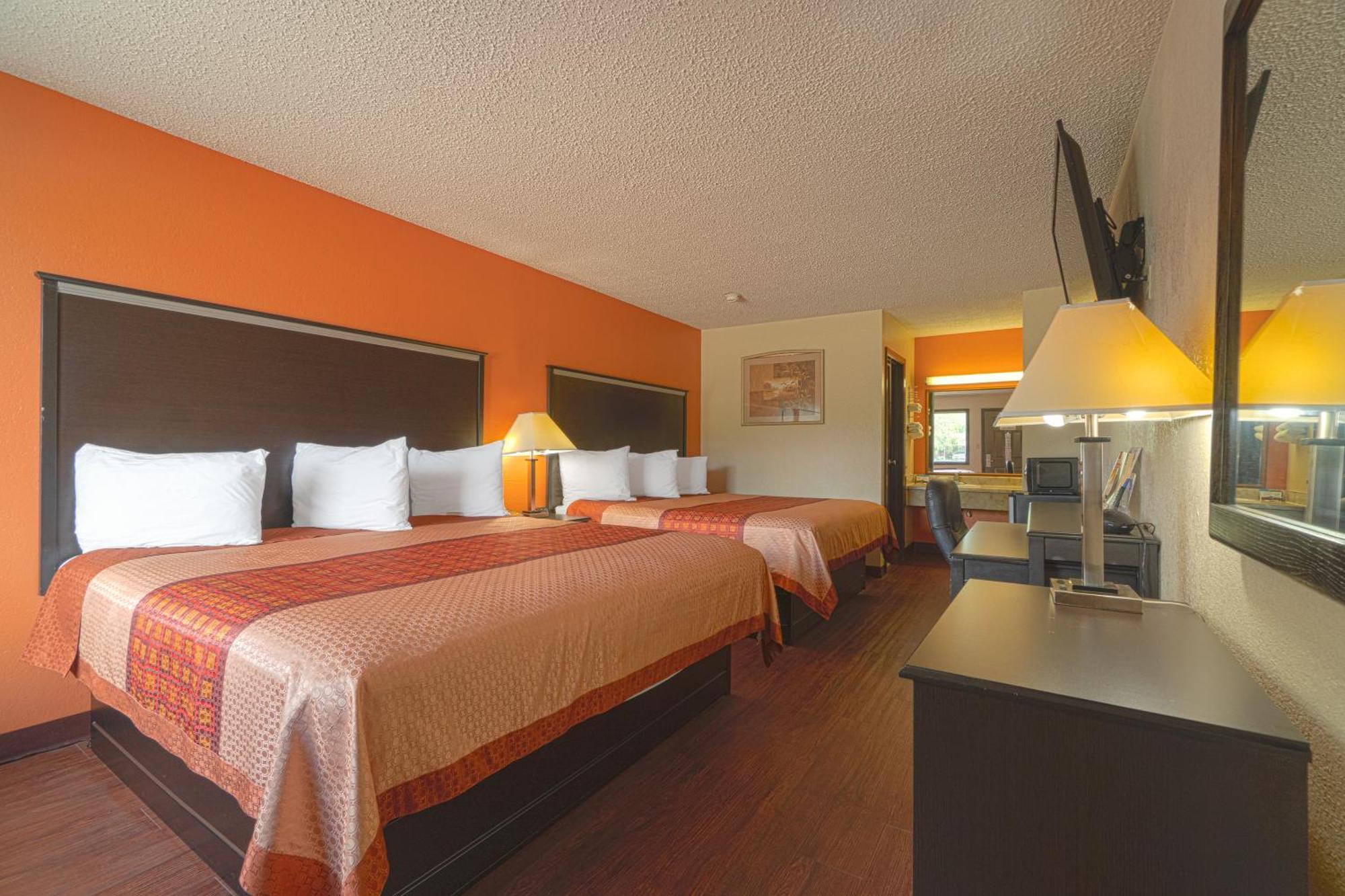Regency Inn & Suites By Oyo Bay City Tx Buitenkant foto